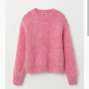 Rosa stickad tröja Mohair Blend  - Supermysig rosa stickad tröja som ej kommer till användning❣️slutsåld på HM 