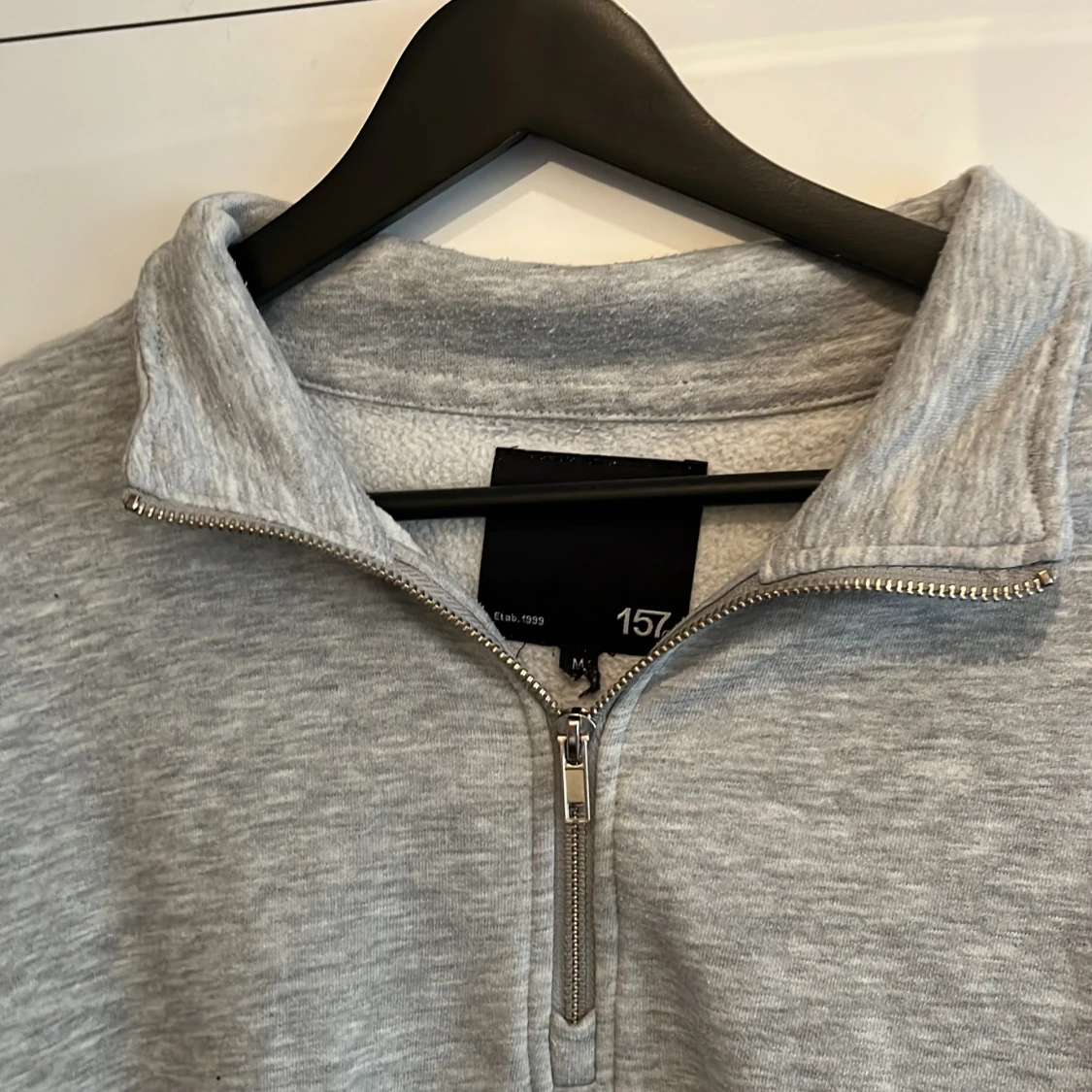 Grå half zip tröja - 2