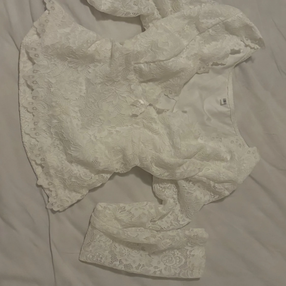 Vit spetströja💗 - 2