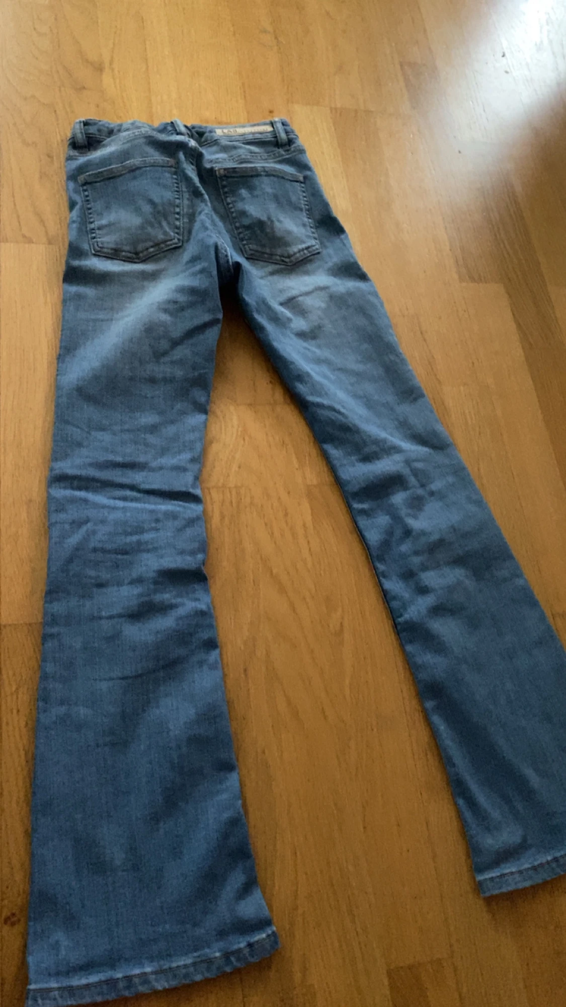 Blå bootcut jeans från Industries, 152 - 2
