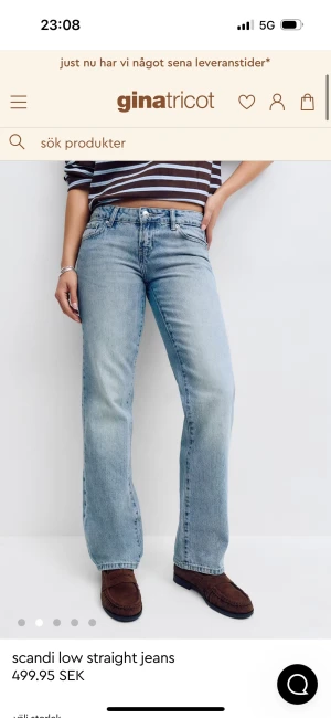  Scandi low waist straight jeans  - Scandi low waist straight jeans från Gina, säljer pga gillar inte pass formen på mig. Knappt använda. Priset kan diskuteras.