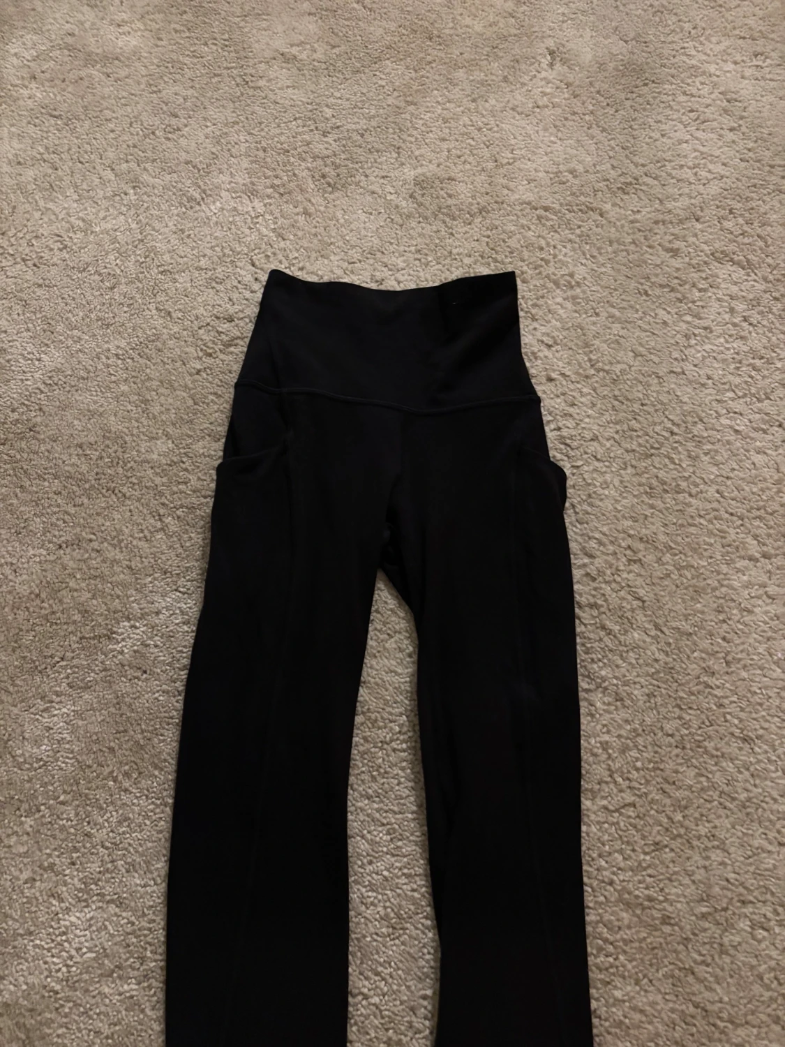 Svarta träningsbyxor från Lululemon