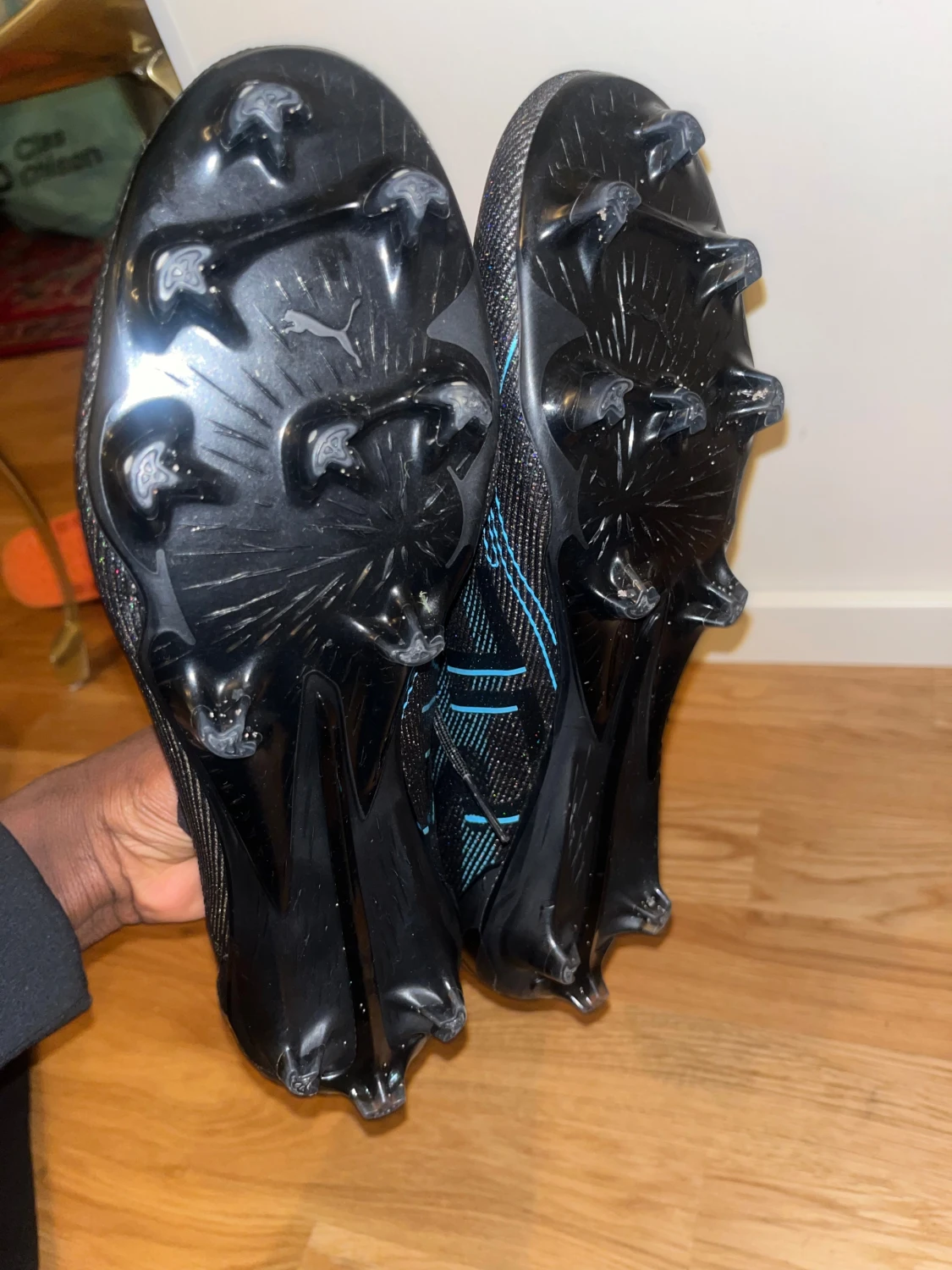 Svarta Puma fotbollsskor - 3