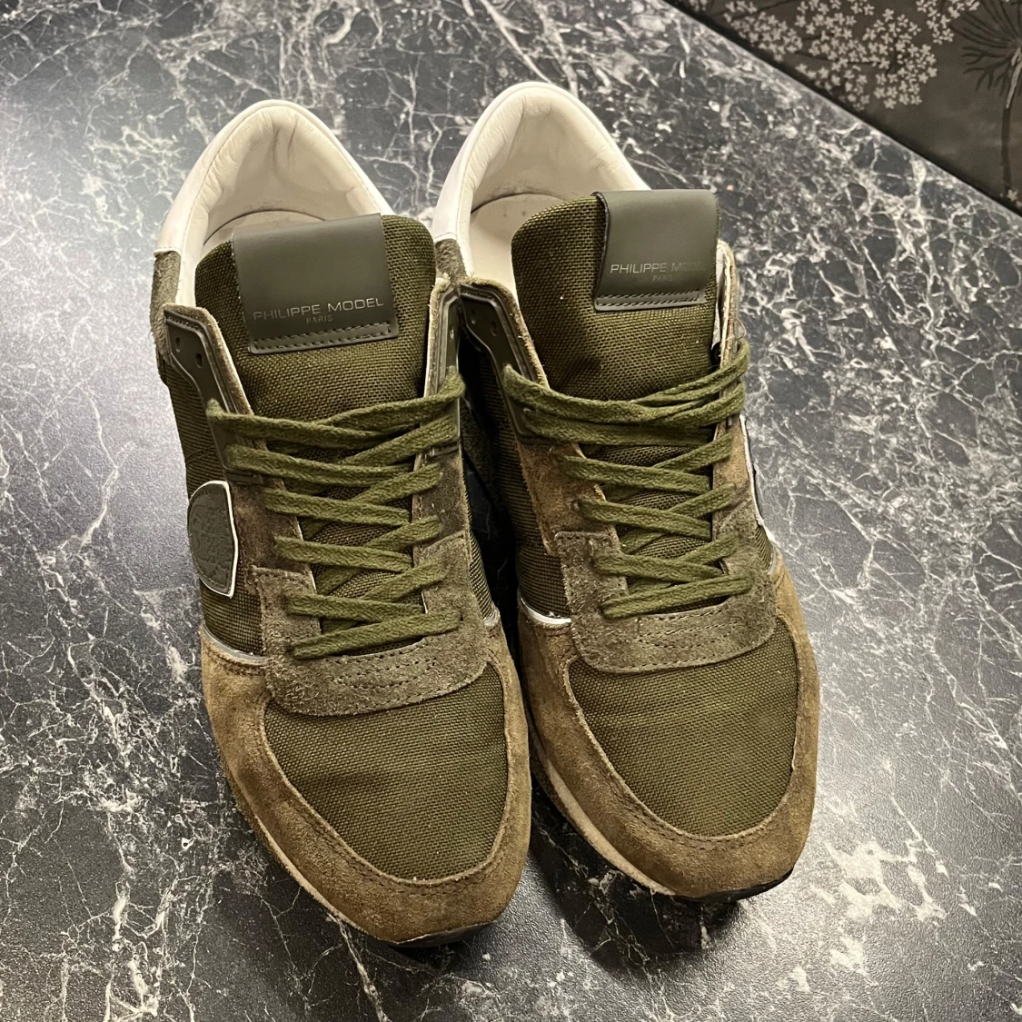 Gröna sneakers från Philippe Model - 91