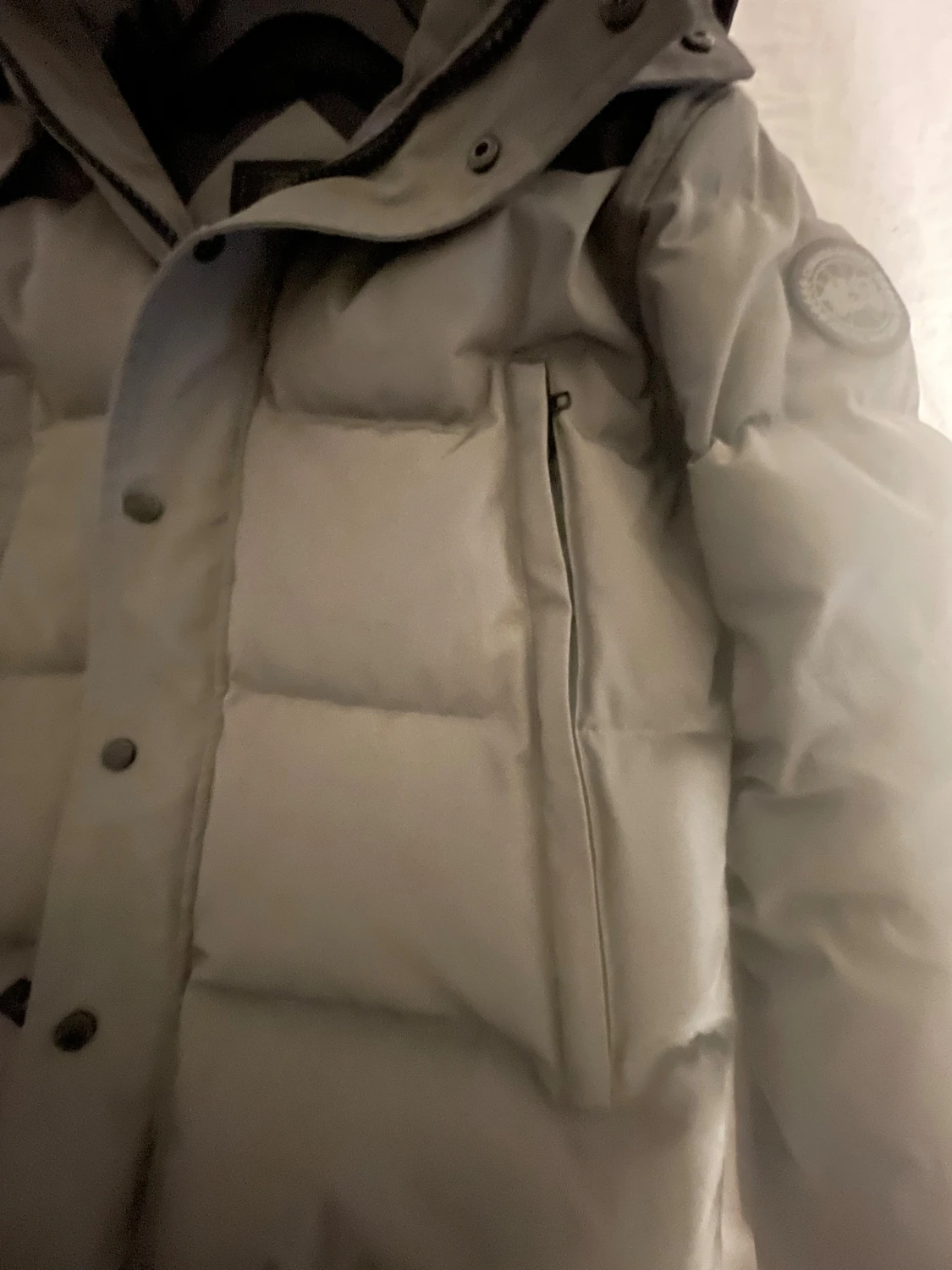 Grå vinterjacka från Canada Goose - 1