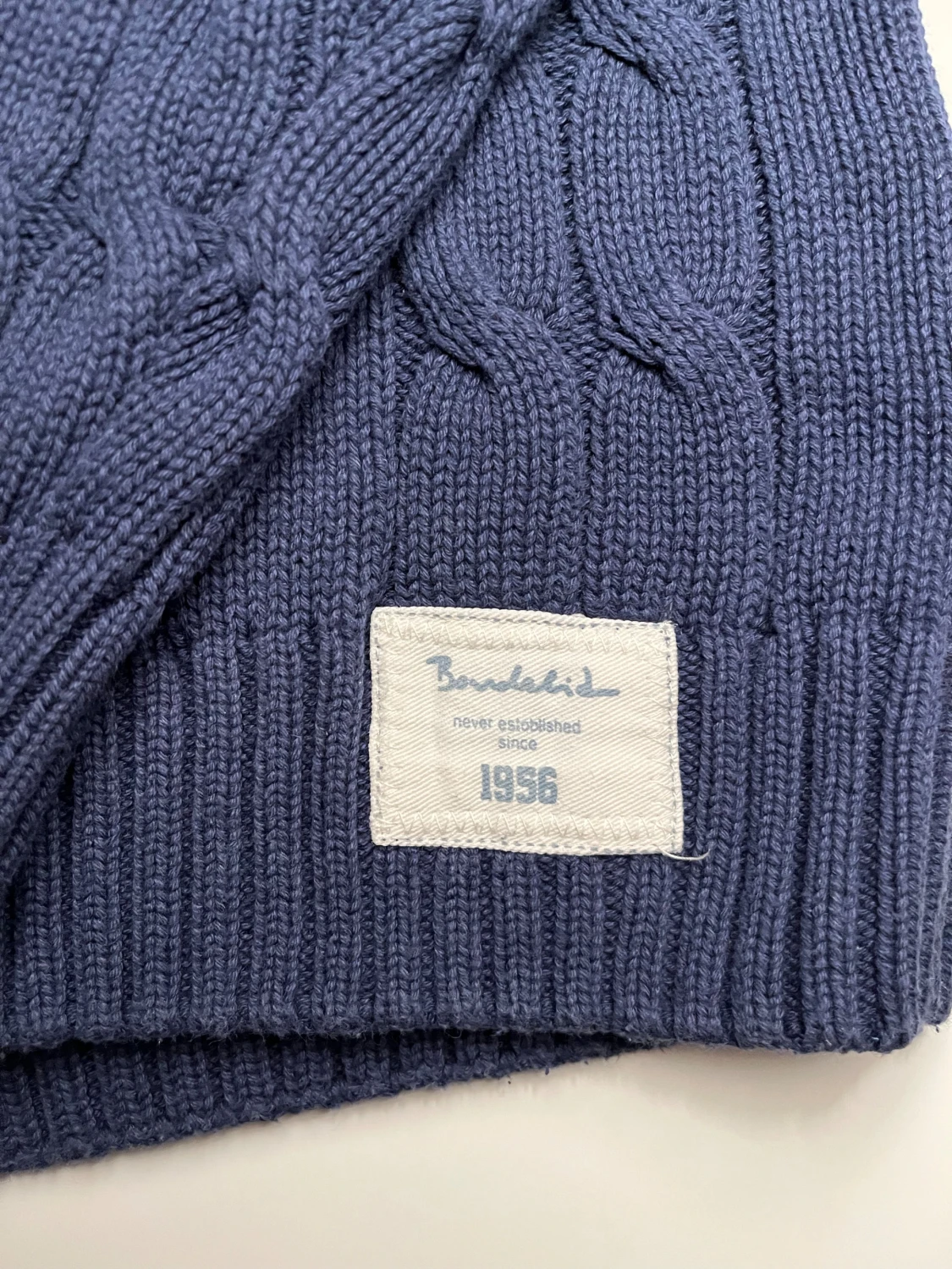 Marinblå cableknit tröja från Bondelid - 1