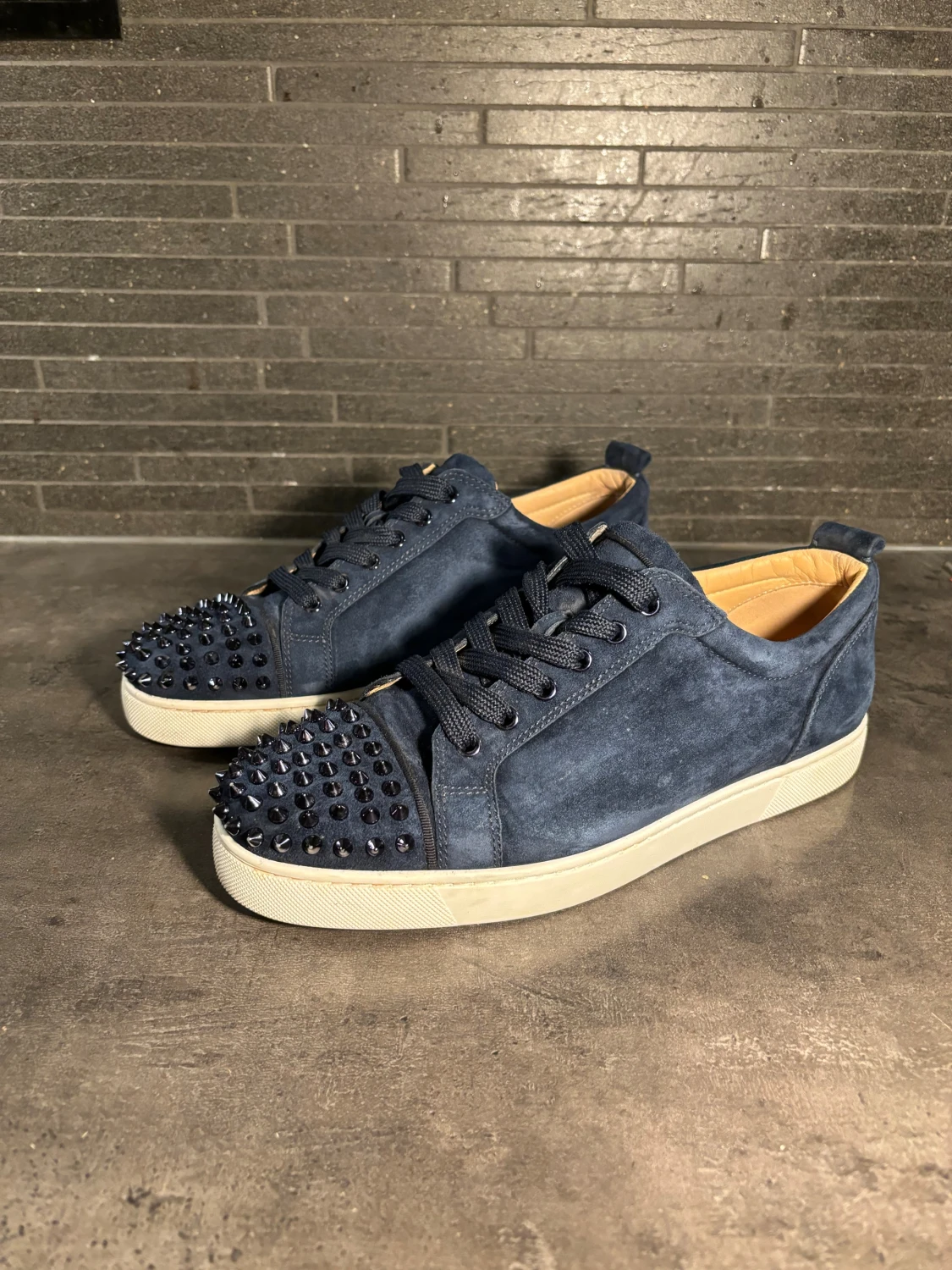 Mörkblå Christian Louboutin sneakers - 1