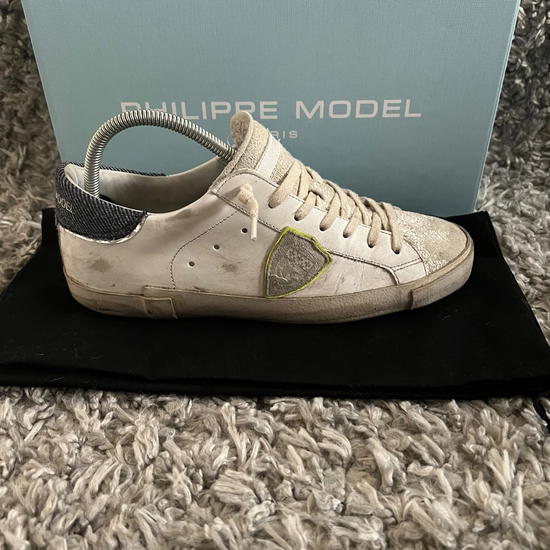 Philippe Model vita sneakers med detaljer (Limited) - 3