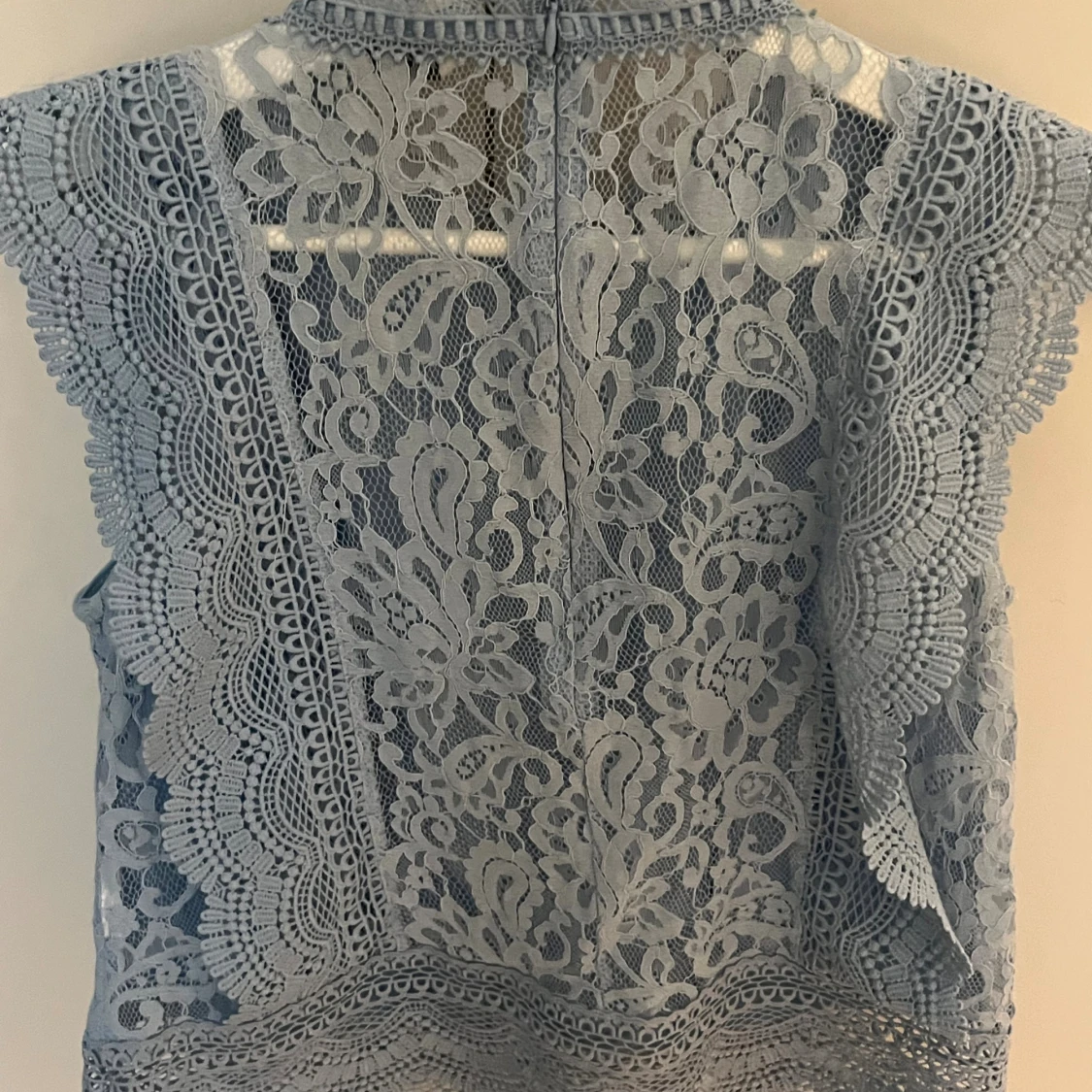 Blå spetsblus från ONLY - 1