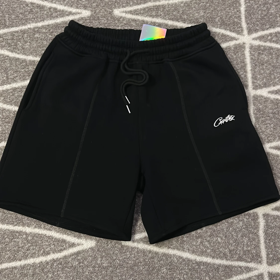 Svarta shorts från Corteiz med snörning