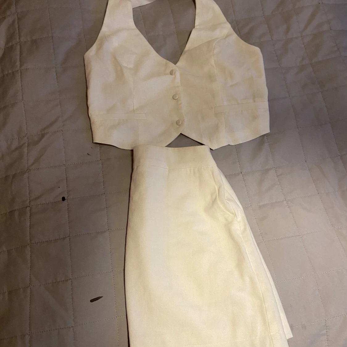 Sett omlottväst i linne-look & kjol - 4