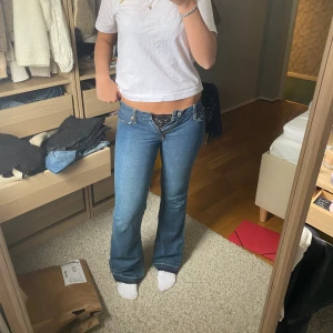 Lågmidjade bootcut jeans Levis  - Säljer då de är för små💗