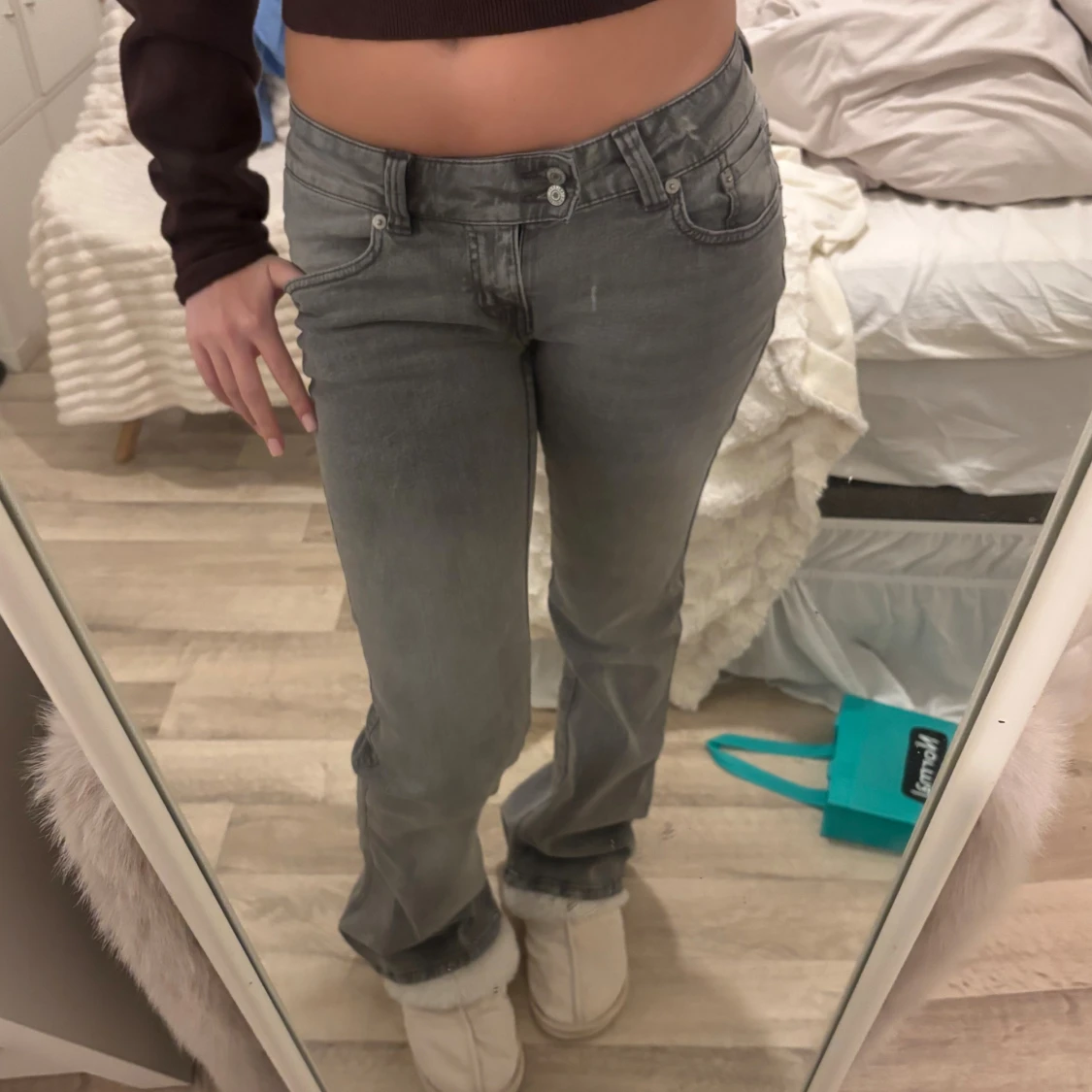 Grå jeans med broderad ficka från 157 - 1