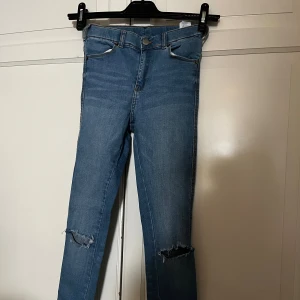 Dr.Denim jeans - Slim fit dr.denim jeans i modellen lexy! Säljer då de e för korta för mig som är 175! Tveka inte att skriva vid frågor!💕