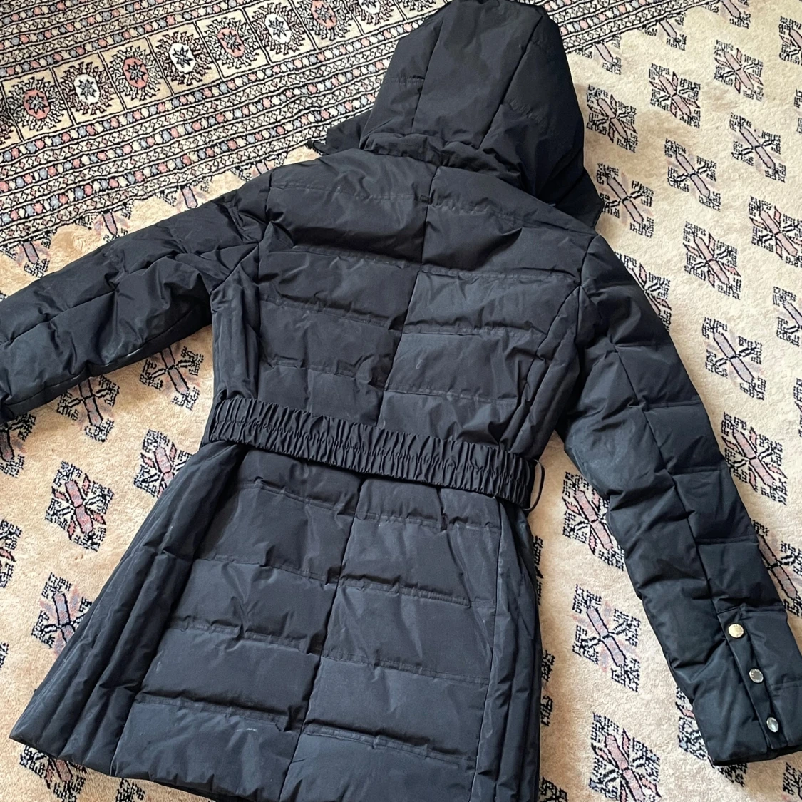 Svart dunjacka från Canada Snow - 3