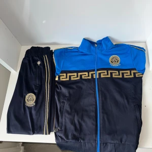 Set - Mycket bra skick 