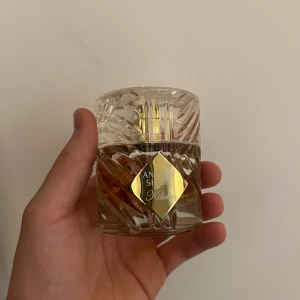 Kilian Angel's Share samples/parfymprover - Säljer samples av denna grymma doft! 2ml 119kr | 3ml: 175kr | 5ml: 279kr | 10ml: 449kr | Frakt kan lösas privat för en billigare peng!