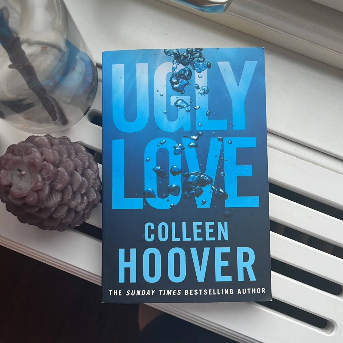 Ugly Love av Colleen Hoover 