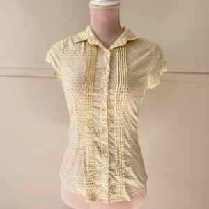 Shoujo button up  - Jättesöt shoujo stil skjorta i stl xs, bra skick❣️