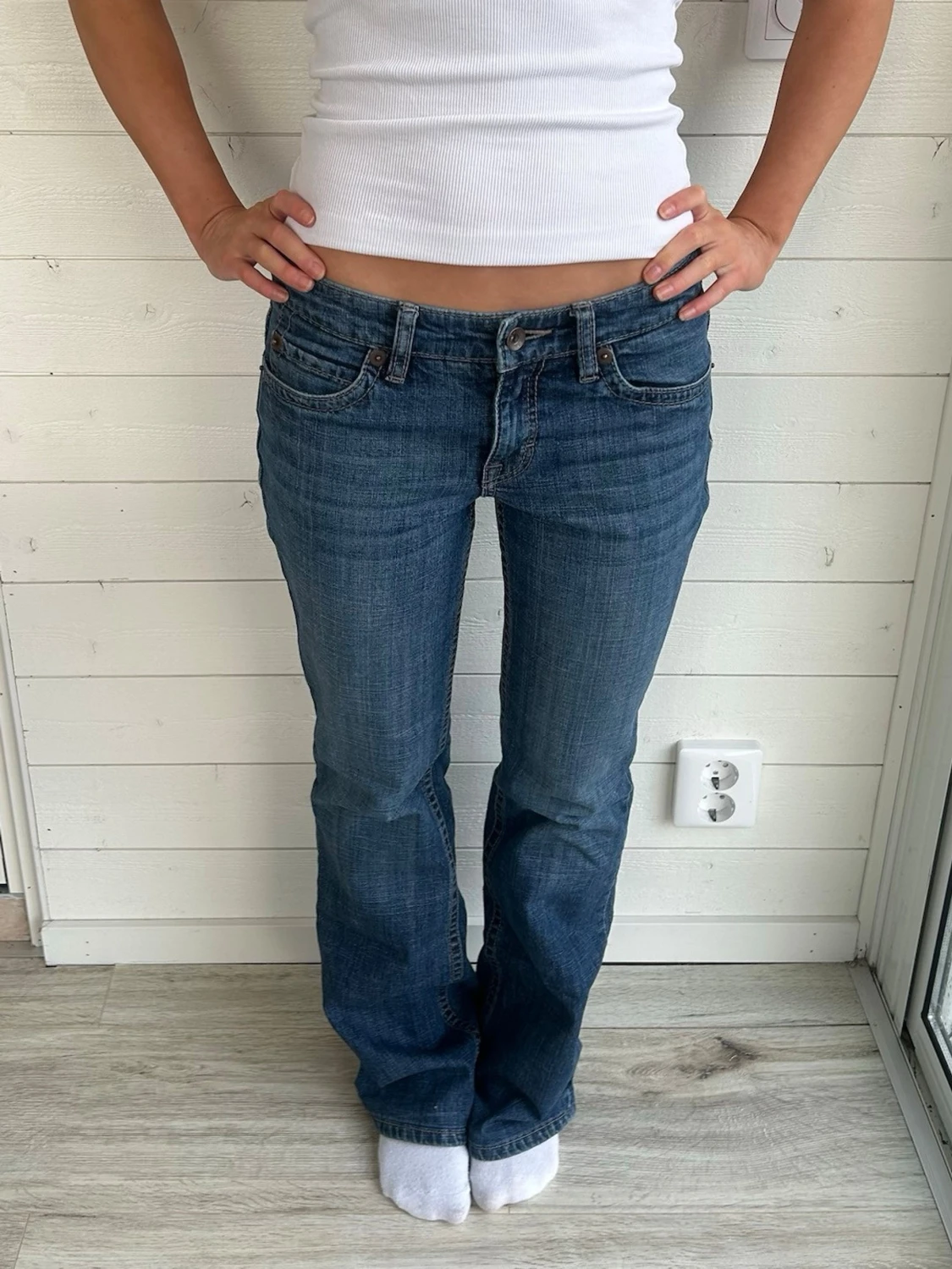 Mörkblå jeans  - 1