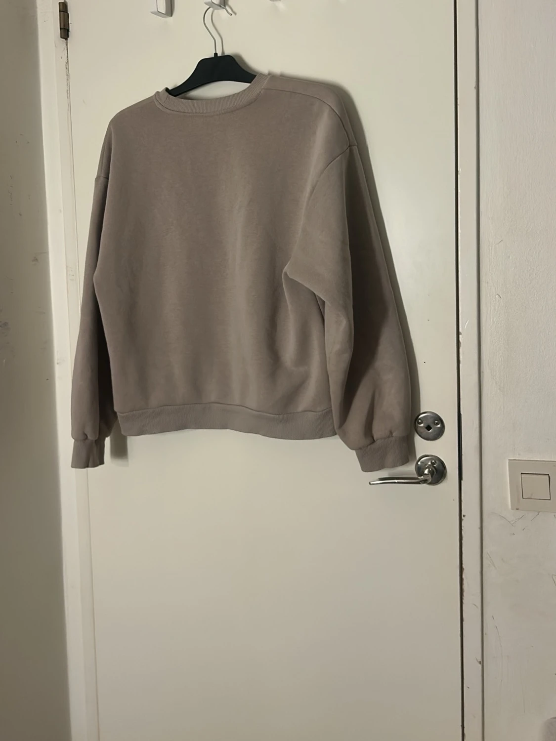 Beige sweatshirt från Gina Tricot - 3