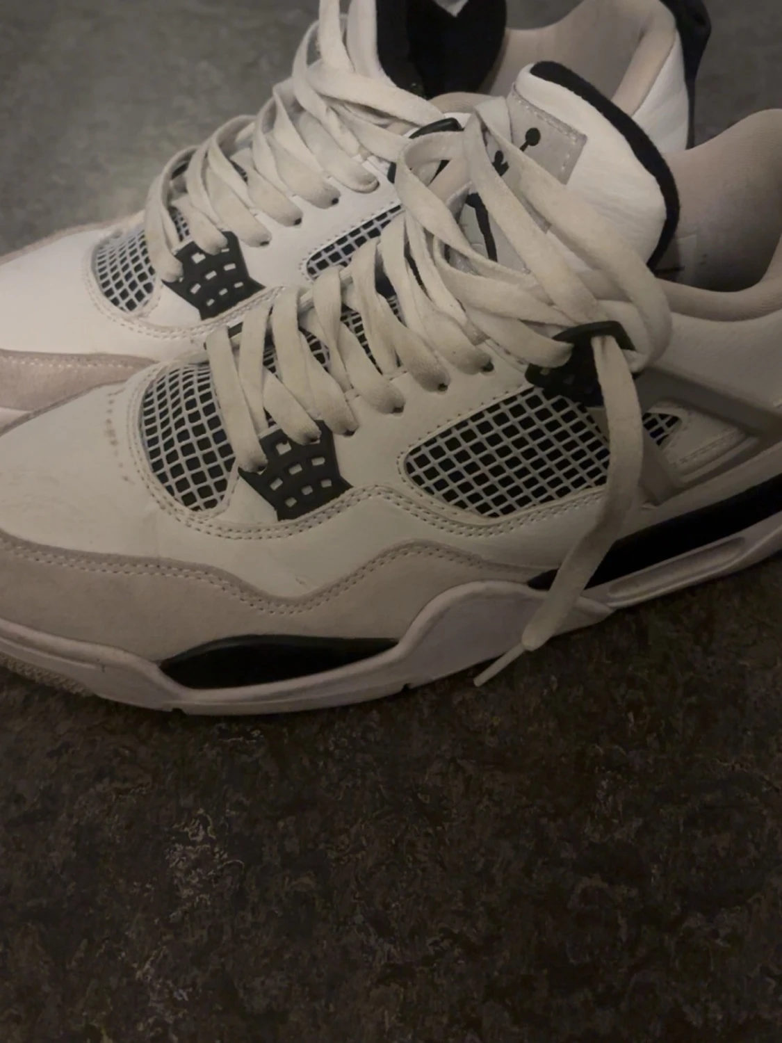 Nike Air Jordan 4 vit/svart - 1