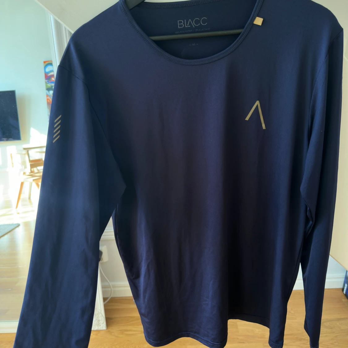 Mörkblå långärmad träningströja BLACC
