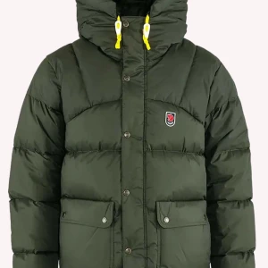Grön pufferjacka från Fjällräven - Söker denna fjällräven dunjacka eller andra feta jackor i storlek s/m