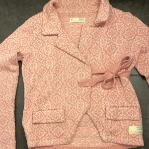 Odd Molly tröja - Knappt använd ODD Molly tröja. Storlek 0 