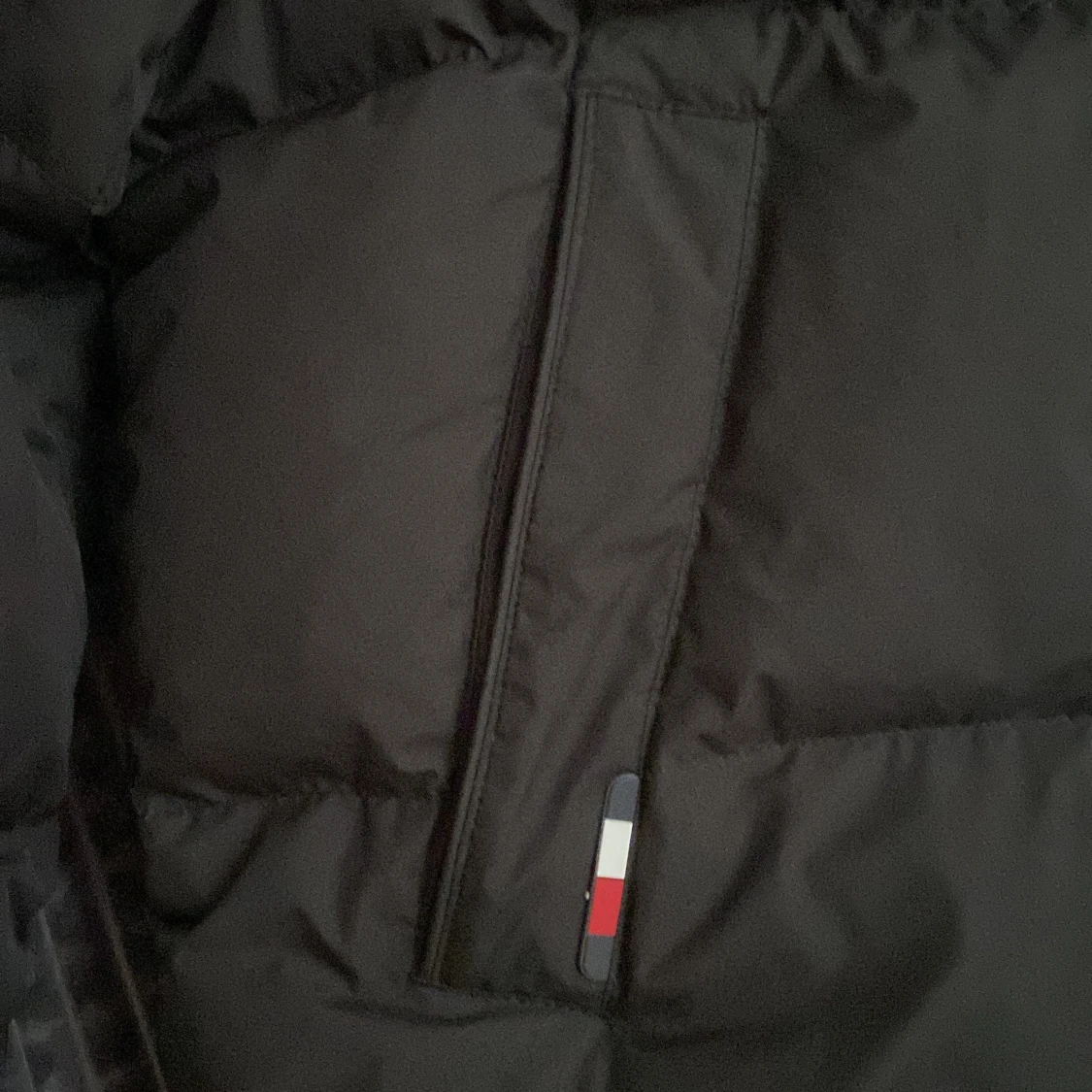 Svart pufferjacka Tommy Hilfiger M - 3