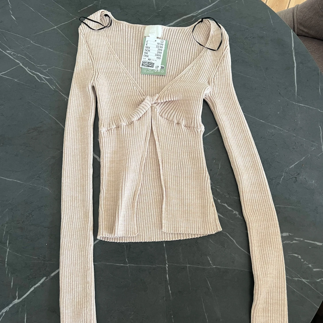 Beige ribbad croppad topp H&M