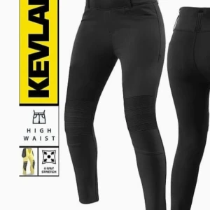 MC-leggings kevlar - Mc byxor i storlek 34(mc Storlek) skulle säga att de motsvarar en large då jag som normalt är medium har upplevt dom lite stora även att de har fungerat. Byxorna är endast använda några gånger och fler bilder kan skickas om man önskar det.  Köpta på Sharkspeed för 1495 kr