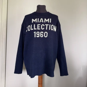 MIAMI Collection - MC stickad tröja