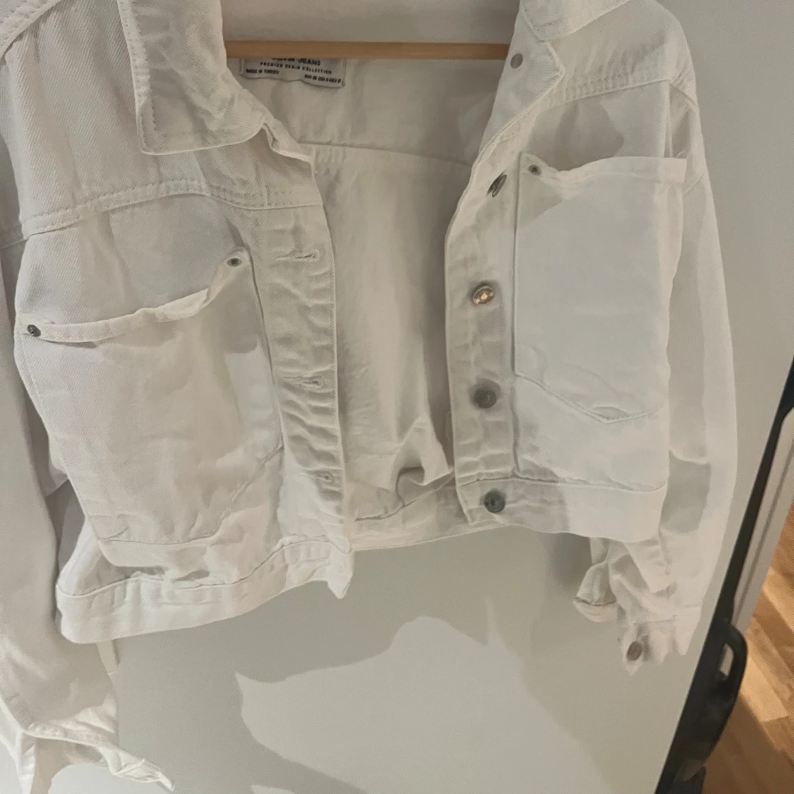 Vit croppad jeansjacka - 1