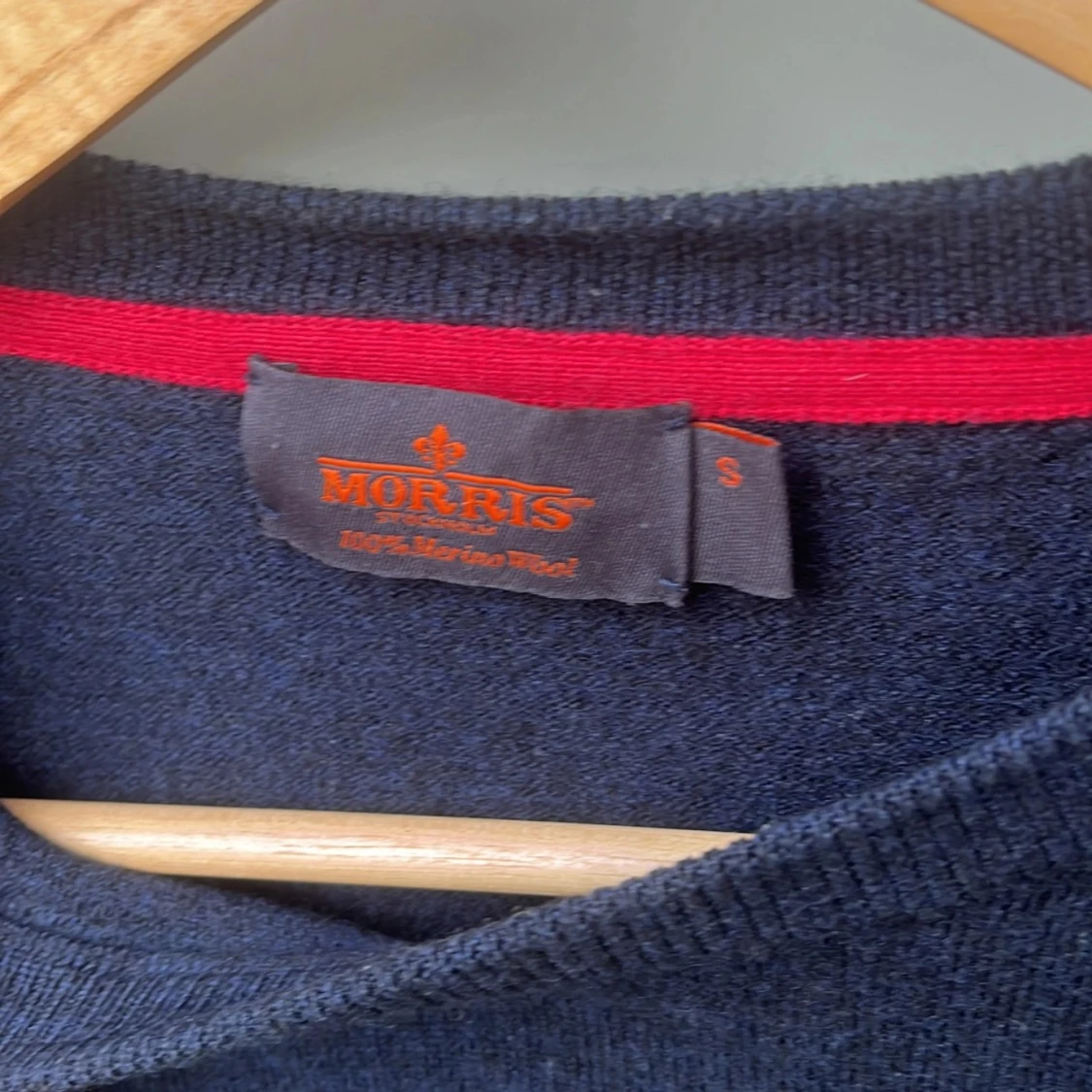 Mörkblå merinoullströja från Morris - 2