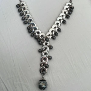 Chunky halsband - Silverfärgat chunky halsband. Låset är väldigt trögt därav priset. Kan dock byta ut det om så önskas utan extra kostnad💕