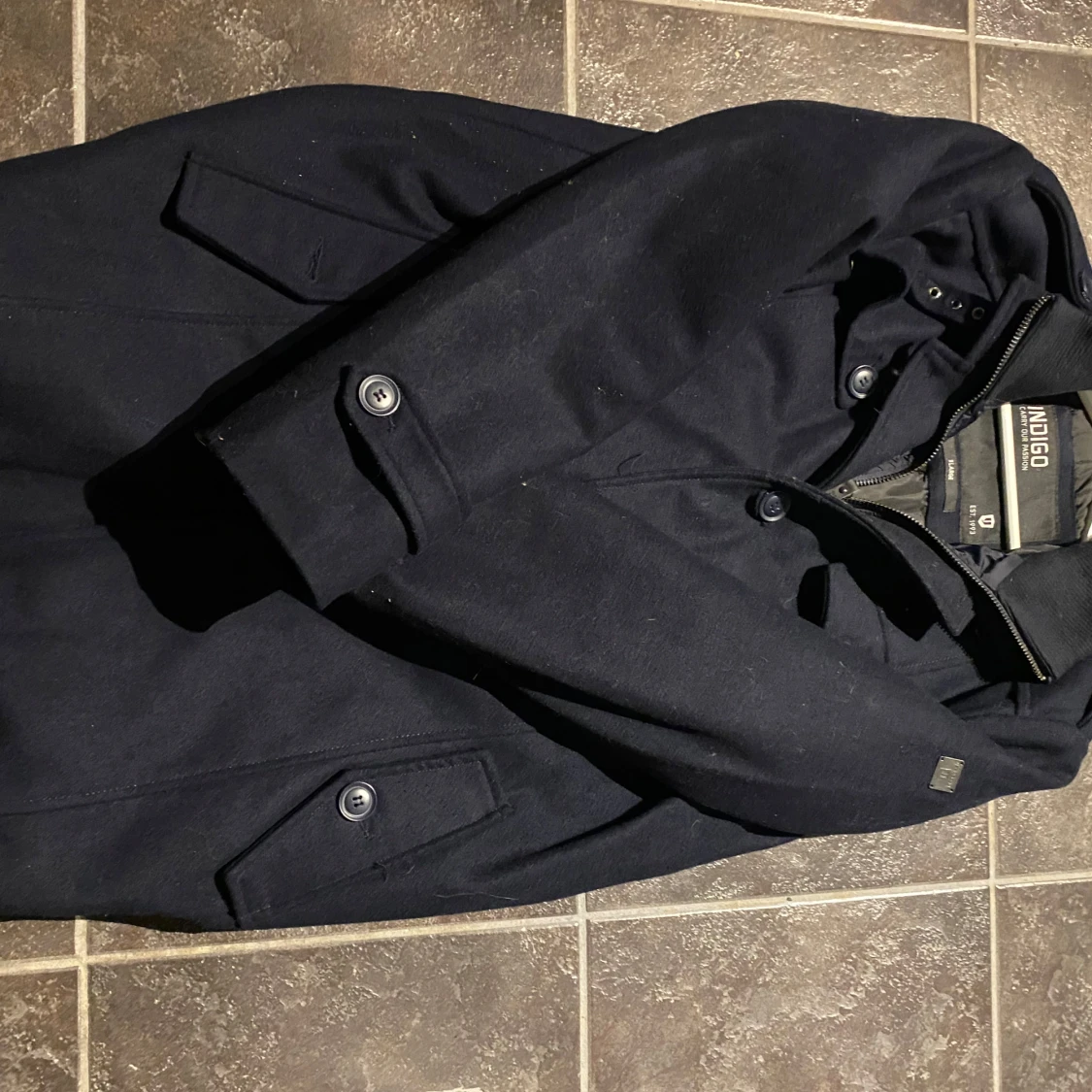 Mörkblå rock från Indigo med knappar - 1