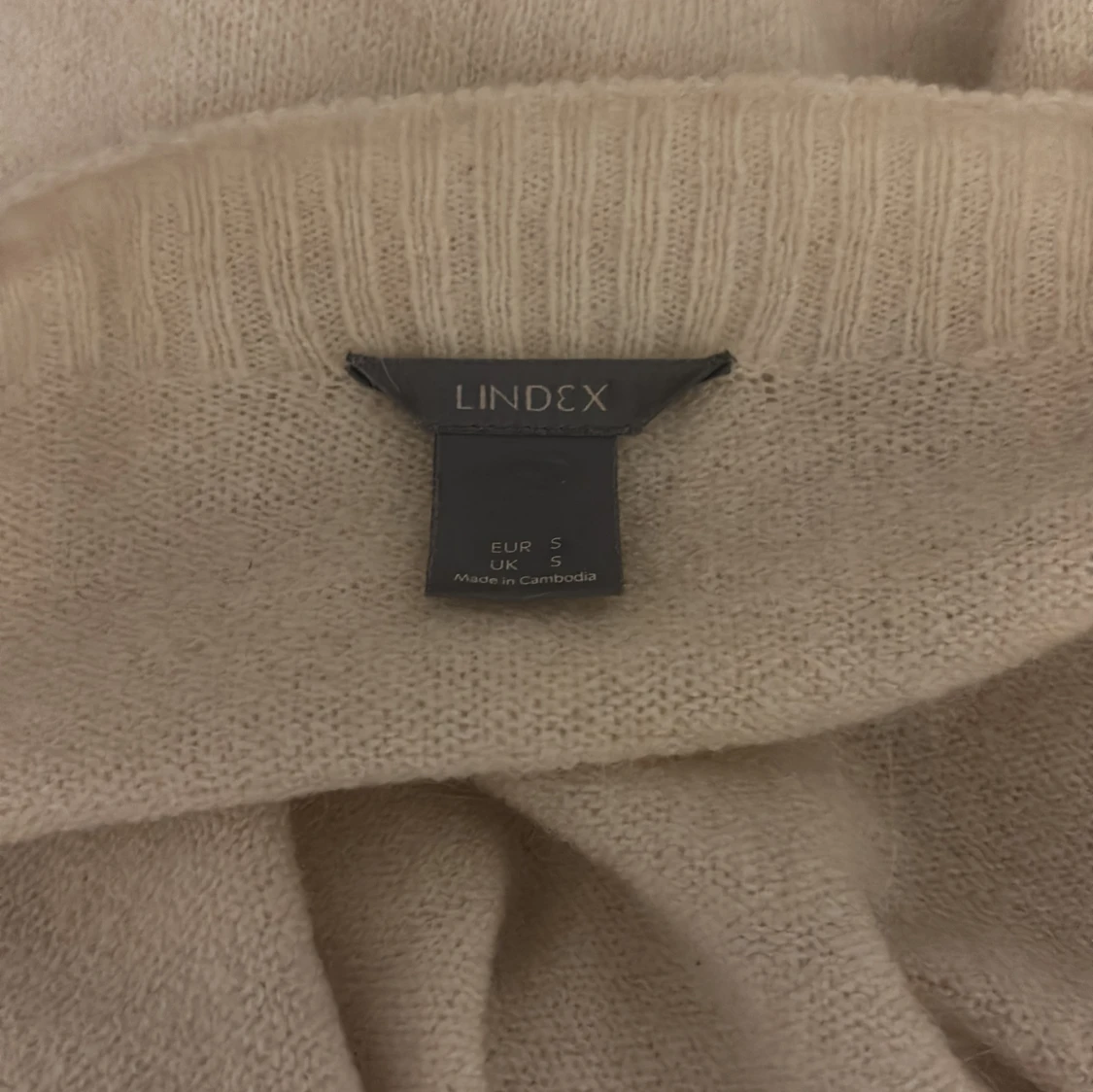Beige stickad tröja från Lindex - 2