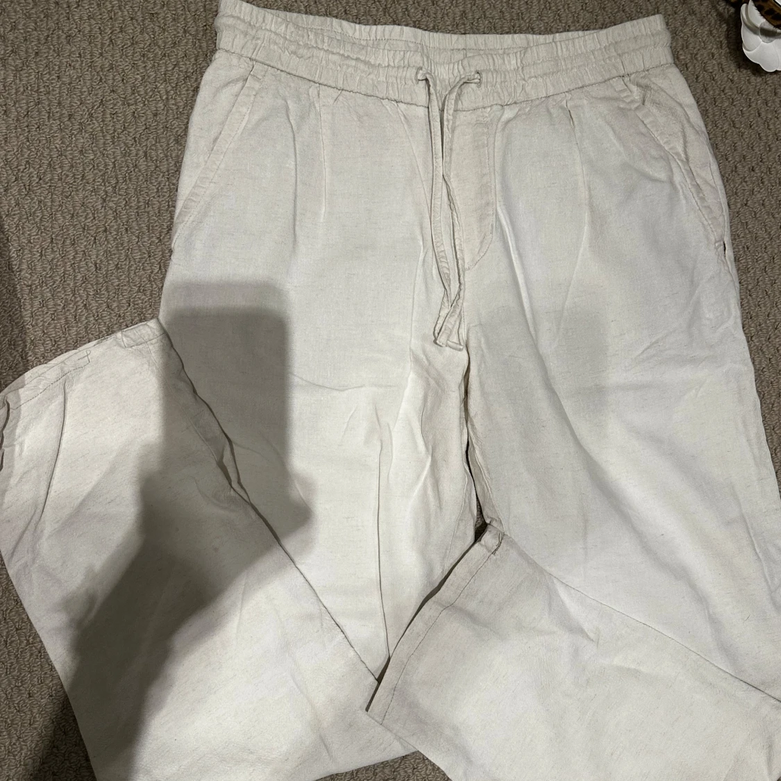 Beige linnebyxor från Zara