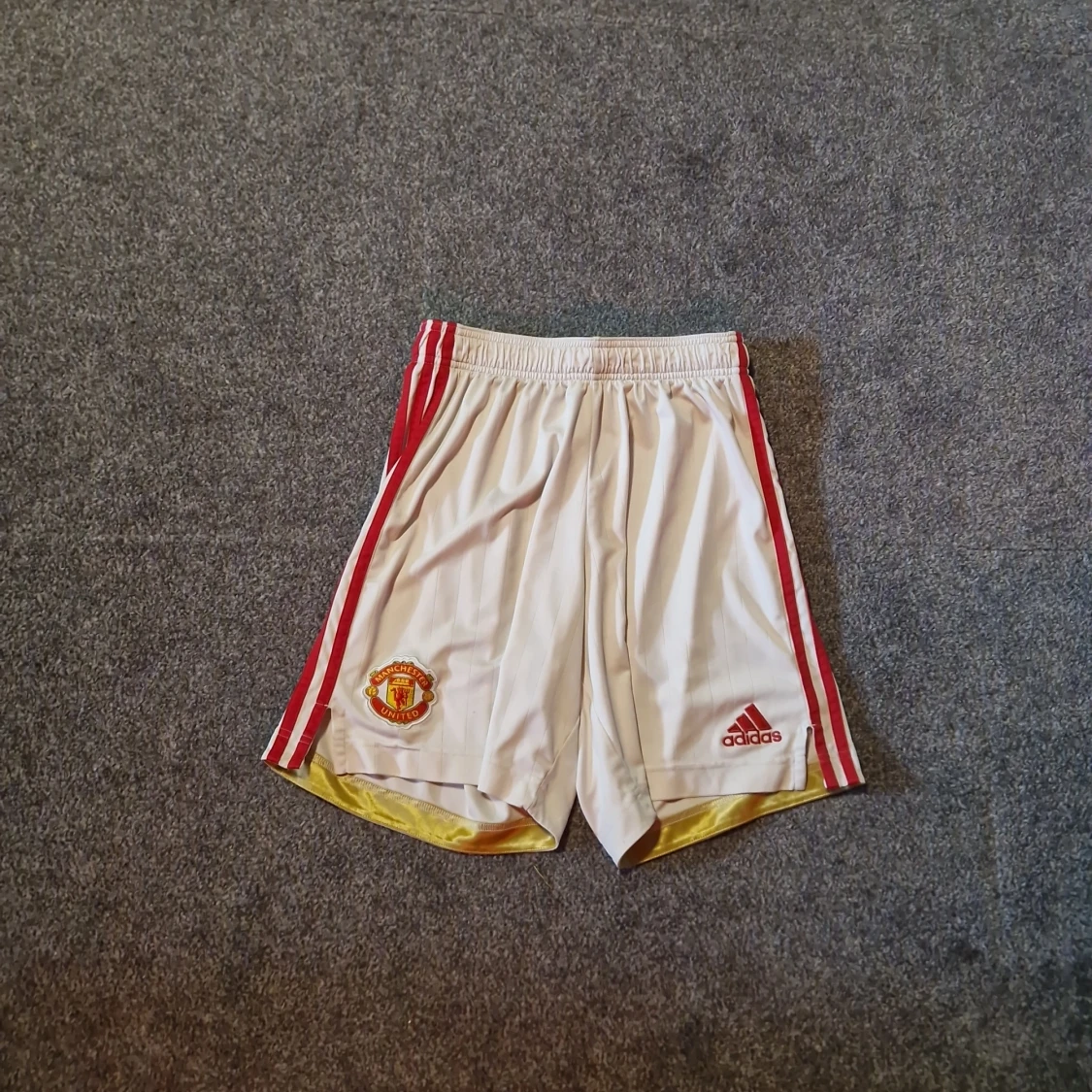 Manchester United röd Adidas matchtröja - 2