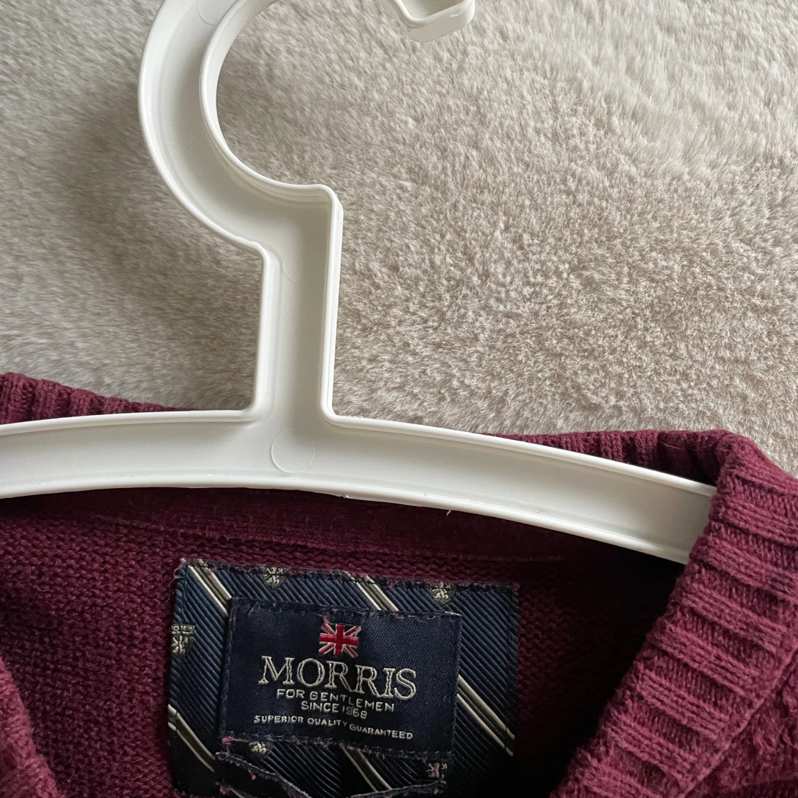 Vinröd stickad tröja från Morris - 1