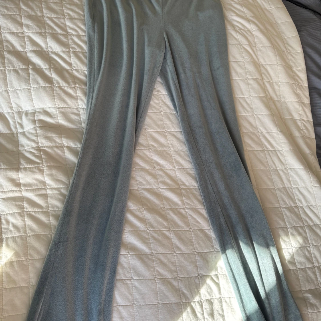 Turkosa/gråa mjukisbyxor med snörning - 2