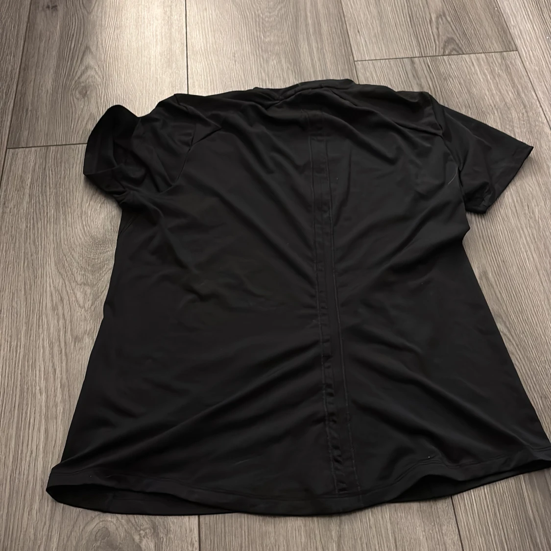 Svart träningstopp från SOC - 1