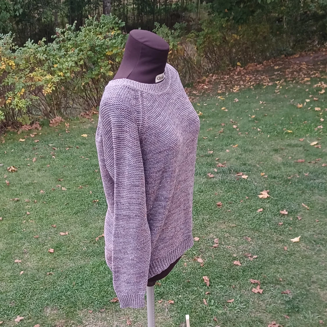 Guld glittrig stickad tröja  - 1