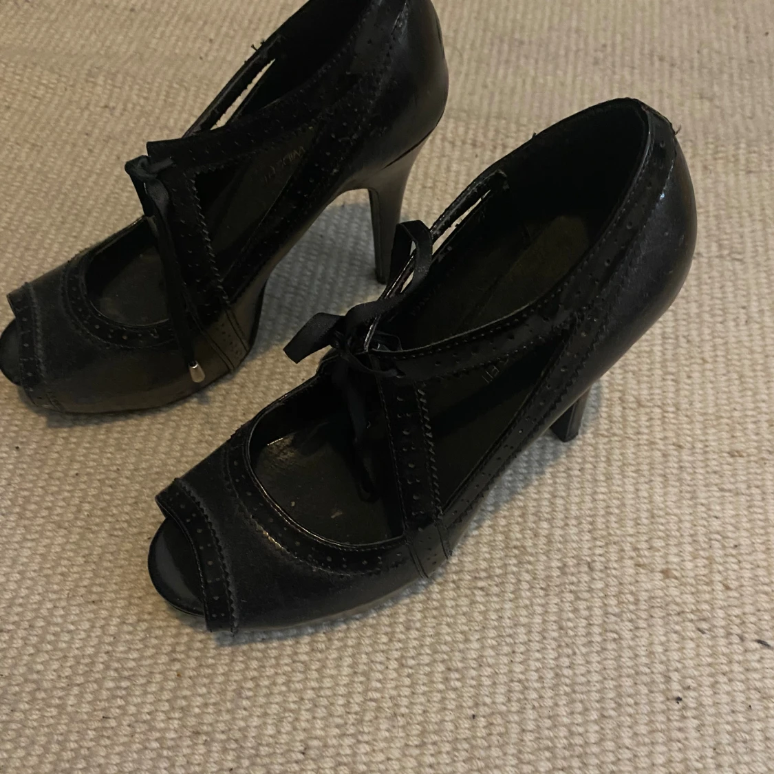 Gulliga goth klackar - 2