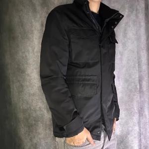 J.lindberg fieldjacket  - Mycket fint skick | Size M |  fraktar spårbart inom 24 timmar |  för att köpa klicka ” köp nu” | vid frågor skriv ett meddelande |