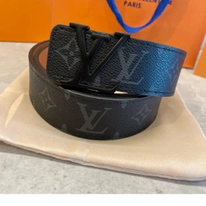 Lv  - 2 finns i lager