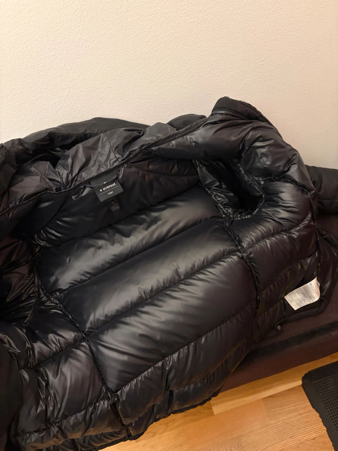 Svart pufferjacka från Everest - 5