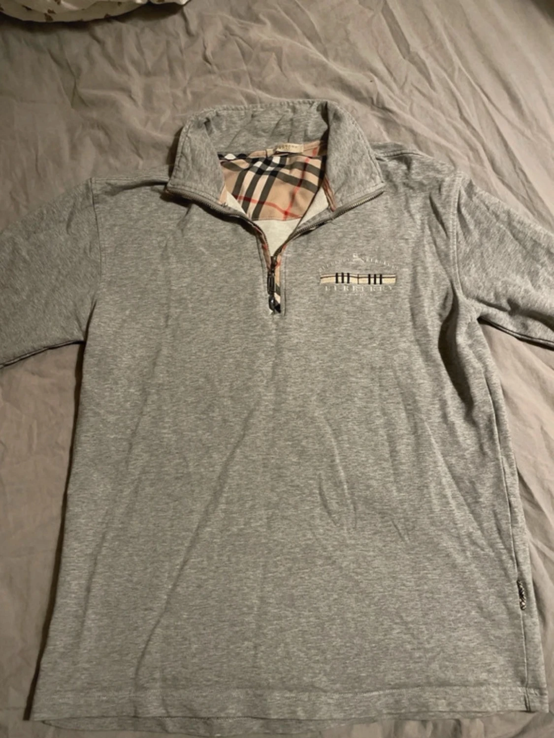 Grå half zip tröja 