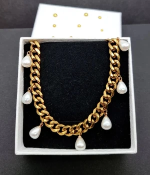 Högkvalitativ halsband  - Högkvalitativ rostfritt stål 316 belagt med guld.Kedjetjocklek-9mm .